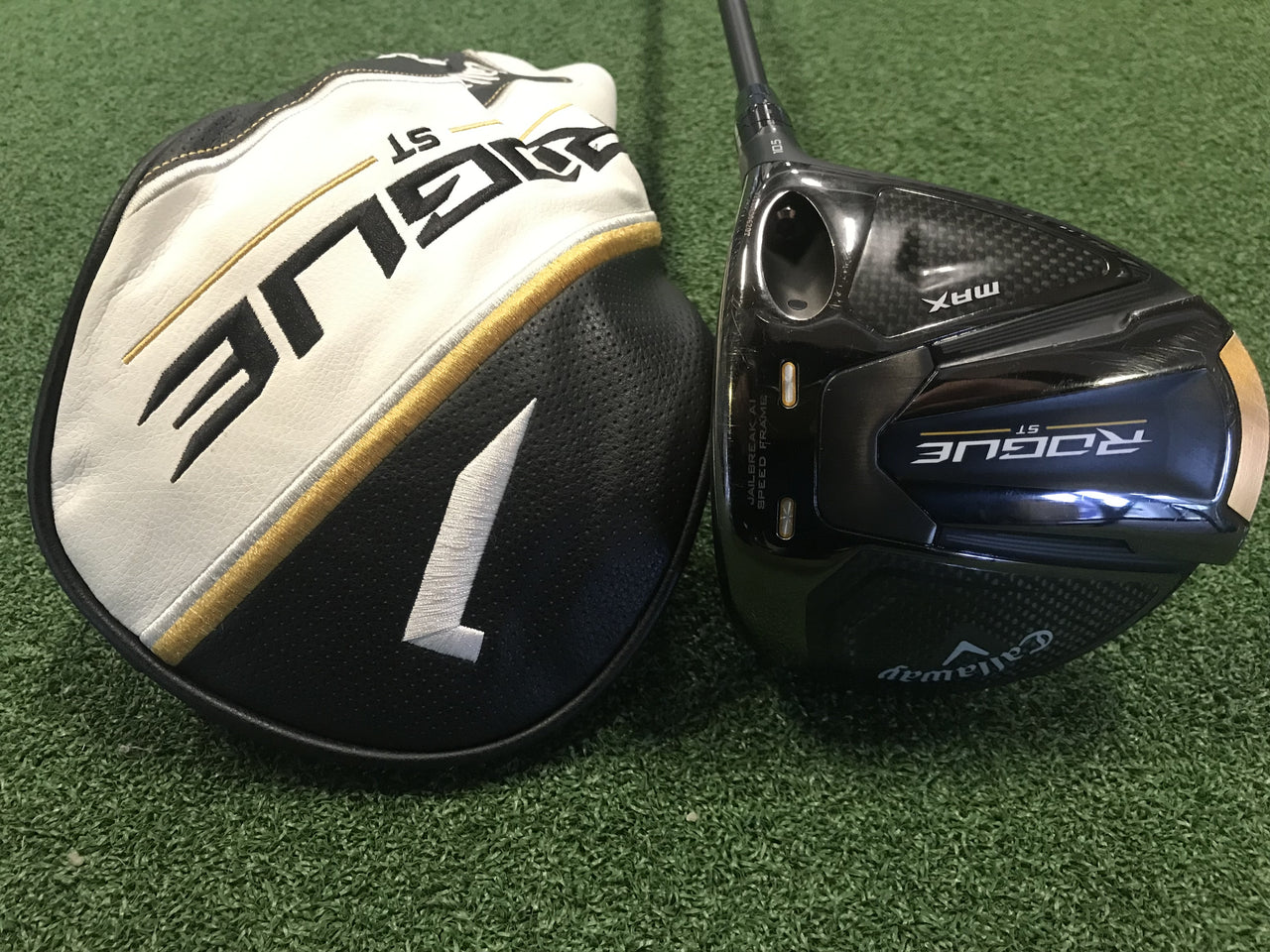 2022 Callaway Rogue ST Max 10.5° Driver With Headcover *Excellent Condition*