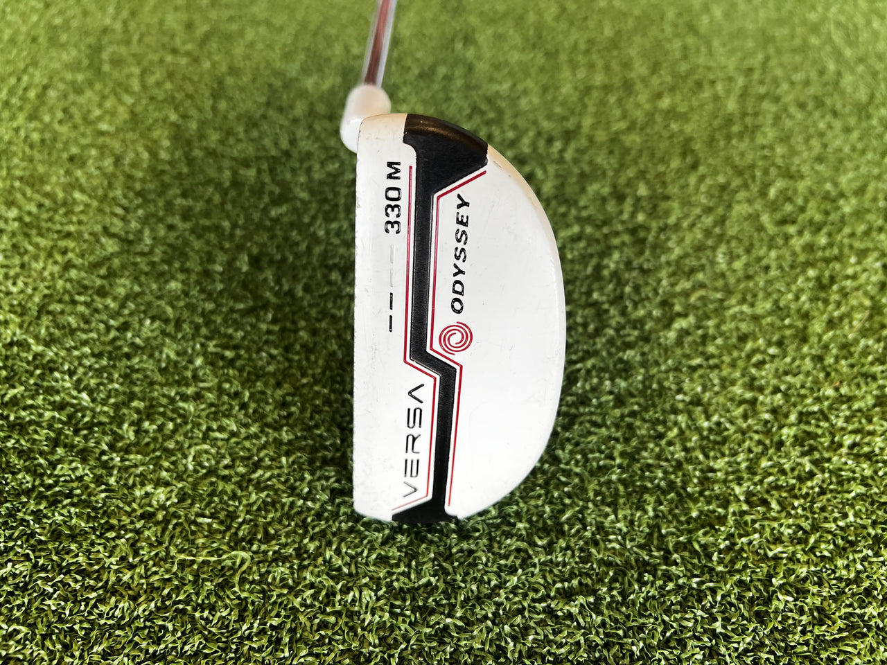 Odyssey Versa 330M White 34" Putter