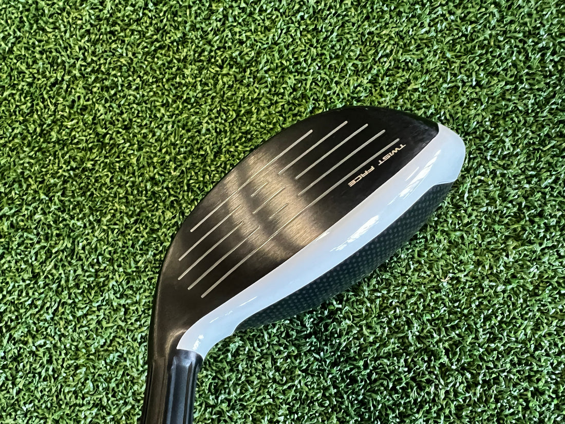 2021 TaylorMade Sim 2 Max 22° 4 Hybrid With Headcover *Excellent Condition*