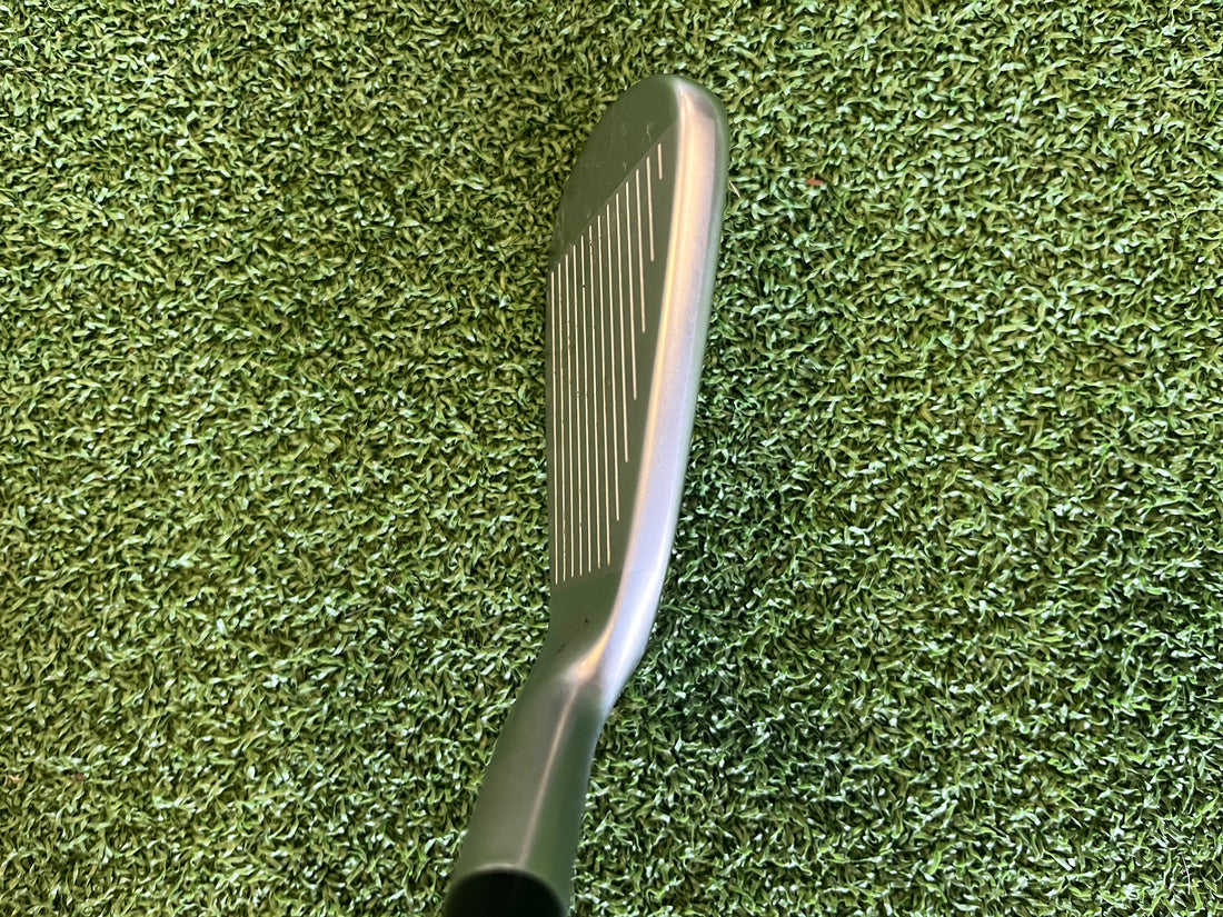 2025 Mizuno JPX 925 Hot Metal 5-9, Pw Ladies Iron Set