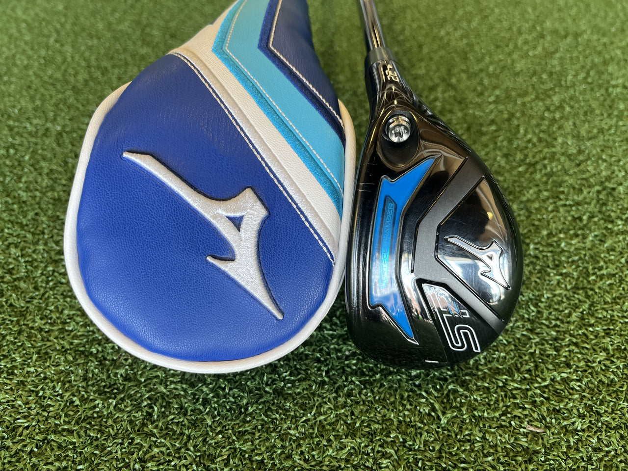Mizuno ST-Z 230 22° Hybrid With Headcover