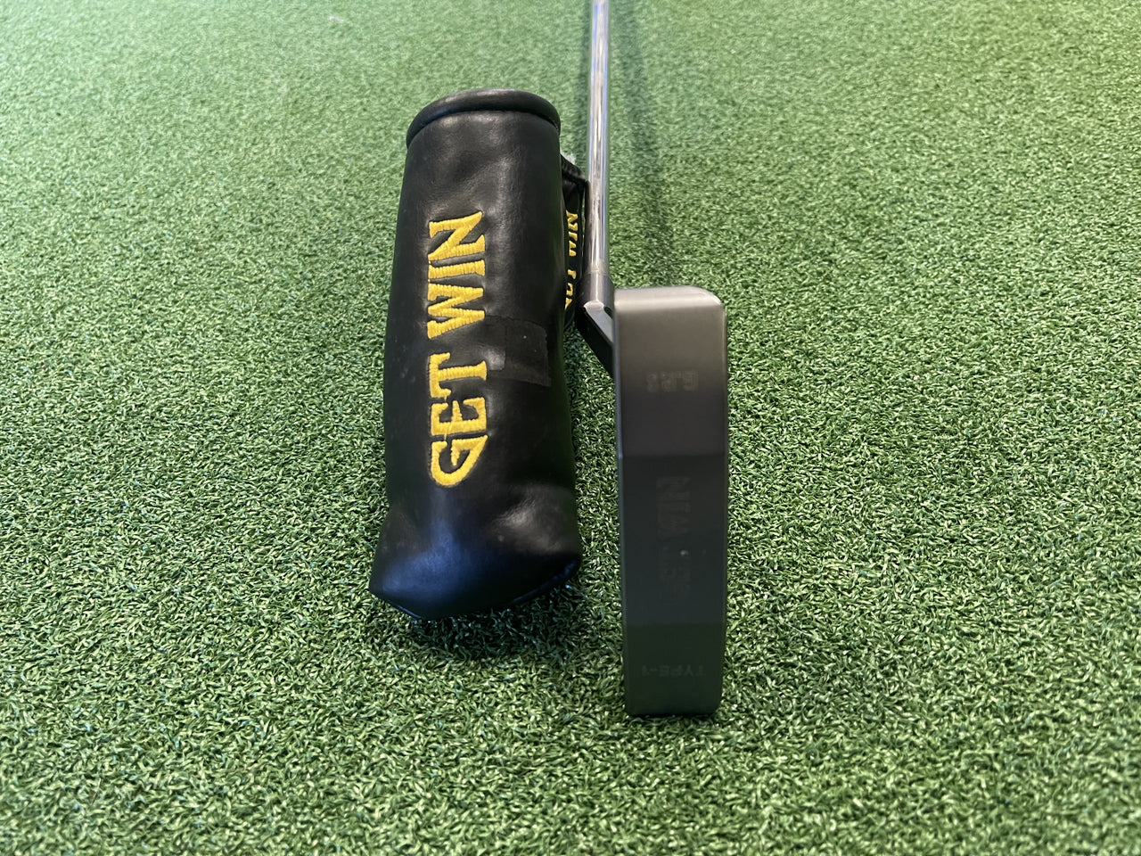 Get Win Type-1 34" Putter With Headcover *Excellent Condition*