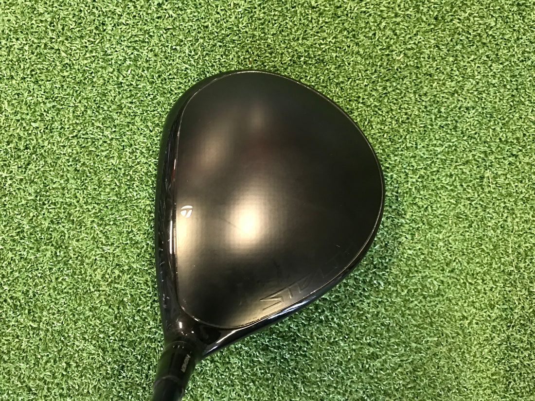 2022 TaylorMade Stealth Plus 10.5° Driver With Headcover