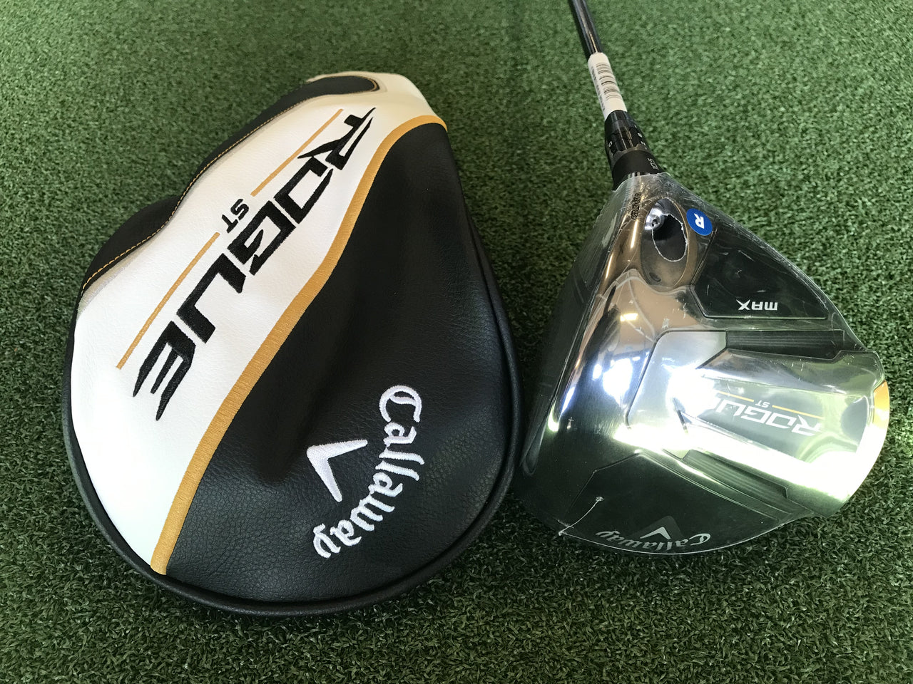 *New* Callaway Rogue ST Max 10.5° Driver With Headcover