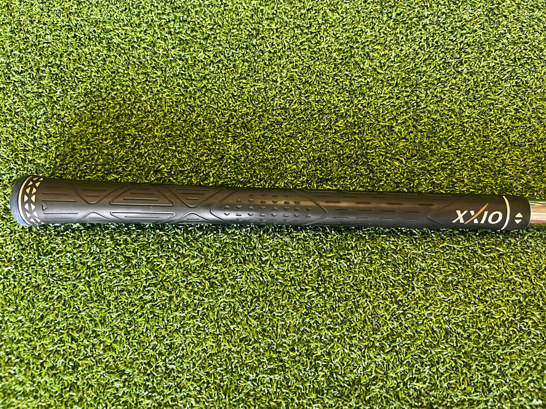 2018 XXIO X 5-9, PW Iron Set