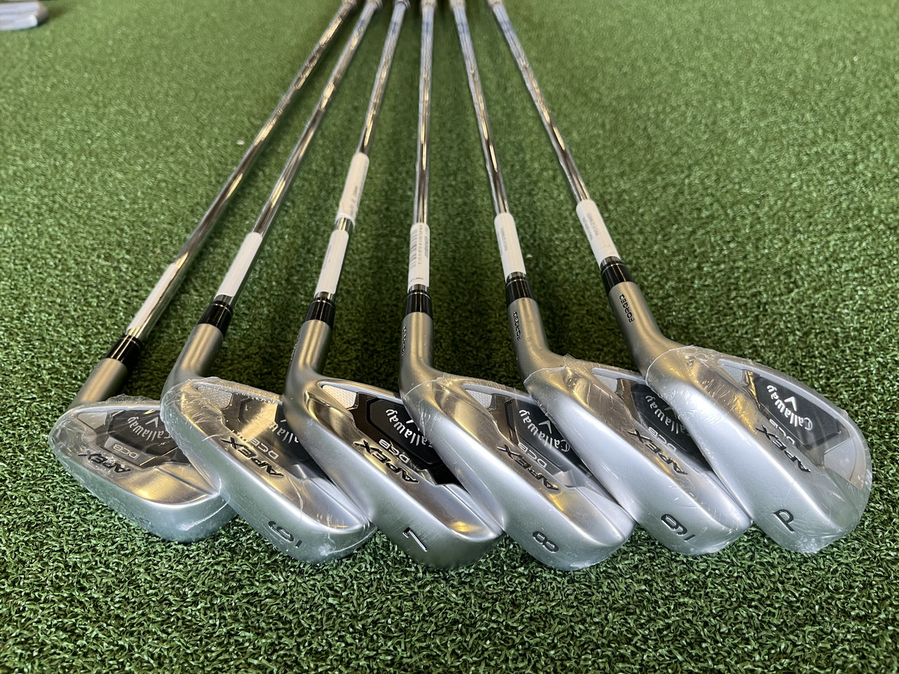 *New* 2021 Callaway Apex DCB 5-9, Pw Iron Set