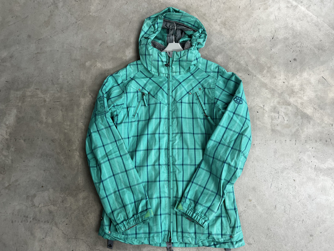 686 Womens Snow Jacket Size- Large *Excellent Condition*