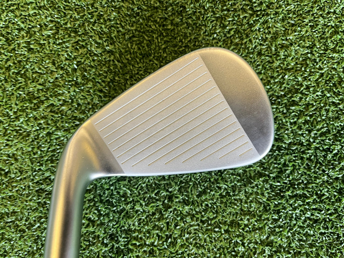 *New* 2021 Callaway Apex DCB 5-9, Pw Iron Set