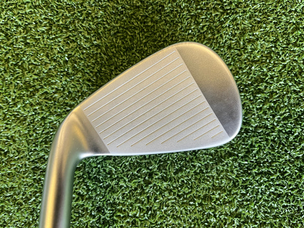 *New* 2021 Callaway Apex DCB 5-9, Pw Iron Set