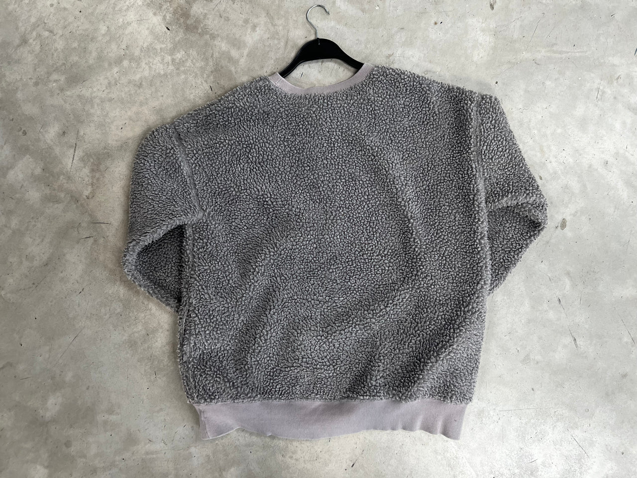 Jeanasis Women's Sweater Size- Medium