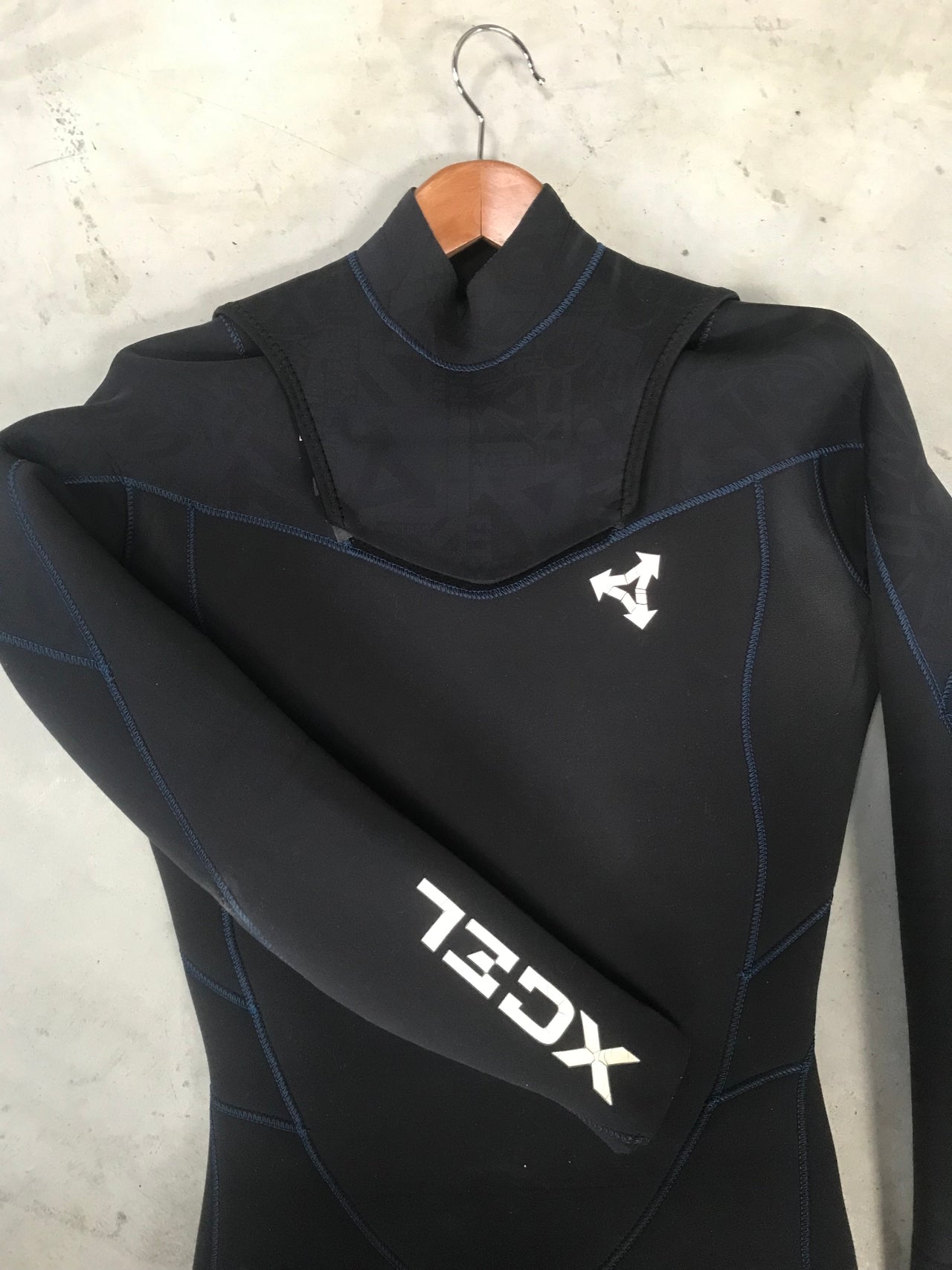 Xcel Chest Zip 3-4mm Extra Large Mens Wetsuit
