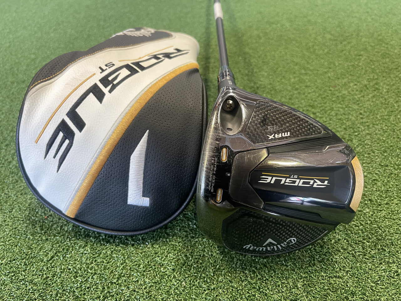 Callaway Rogue ST Max 10.5° Driver With Headcover