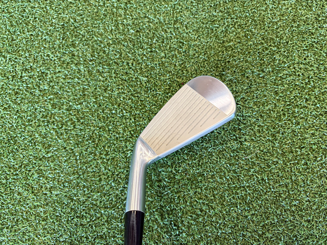 Bridgestone Tourstage X-blade 21° 2 Driving Iron *Excellent Condition*