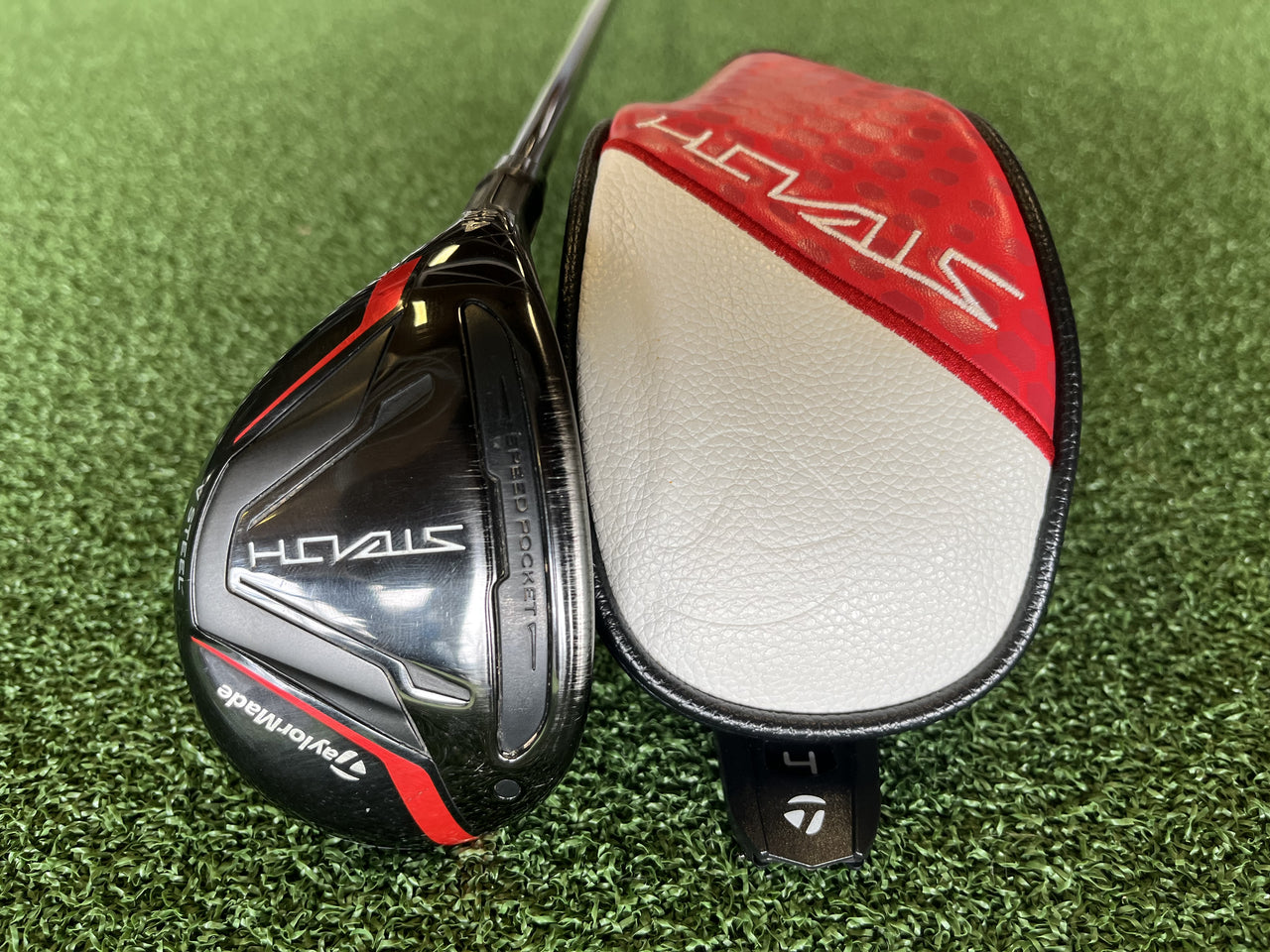 2022 TaylorMade Stealth 22° Left Handed 4 Hybrid With Headcover