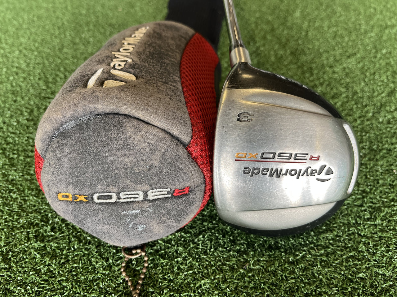 TaylorMade R360 XD 18° 3 Wood With Headcover