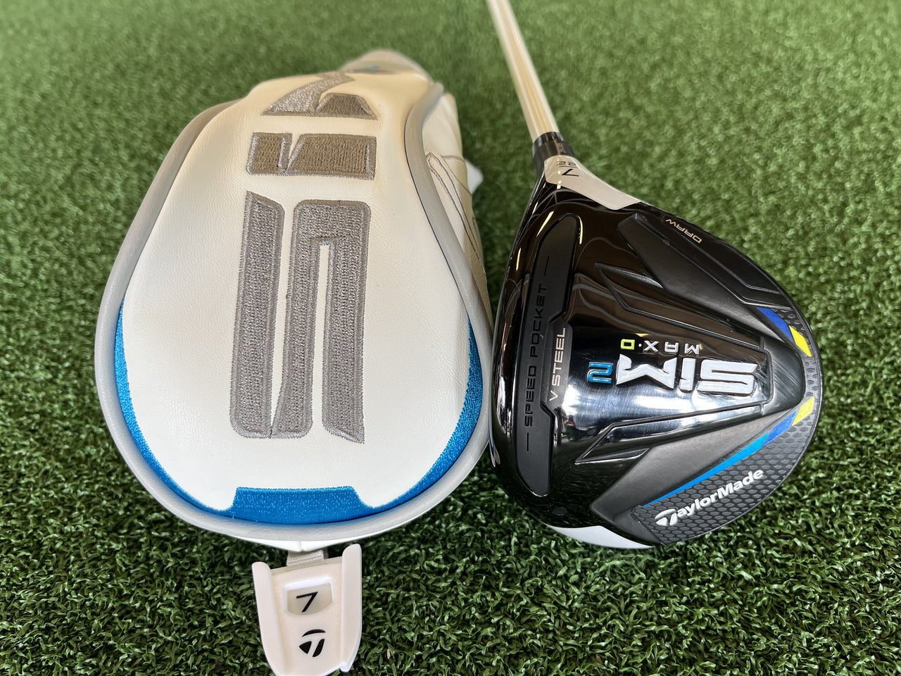 2021 TaylorMade Sim2 Max D 22° Ladies 7 Wood With Headcover *Like New*