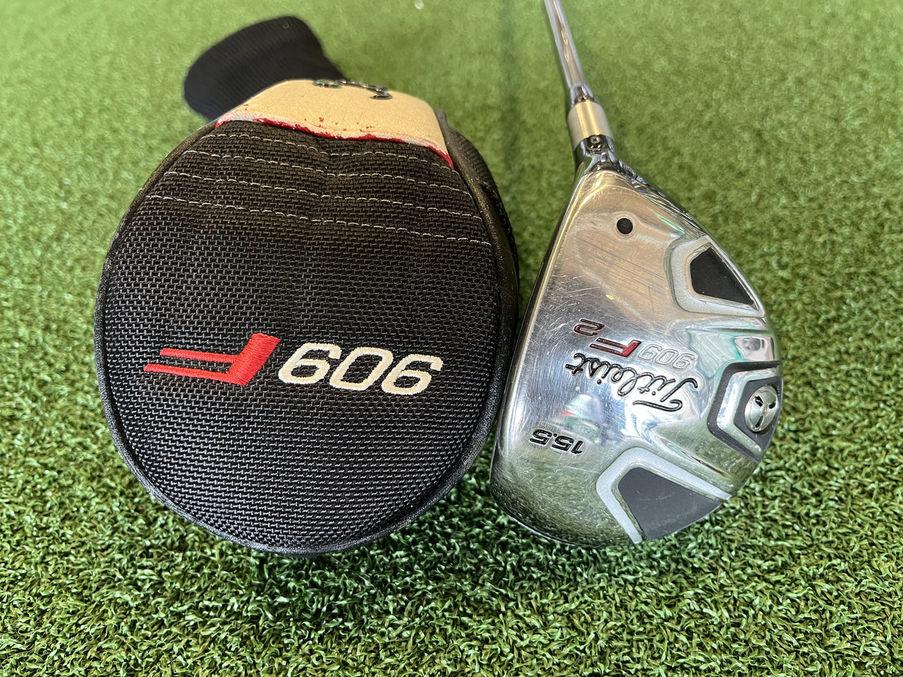 Titleist 909 F2 15.5° 3 Wood With Headcover