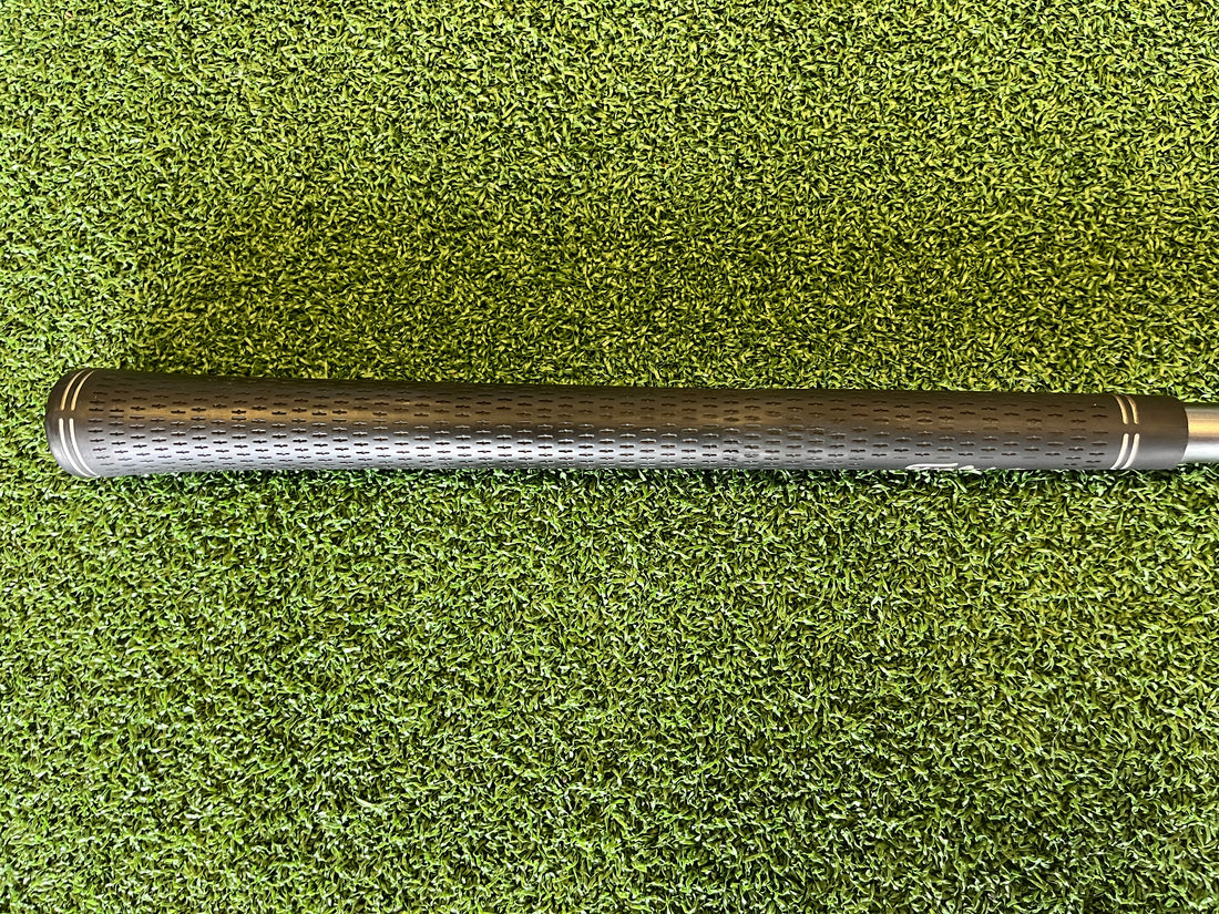 Titleist 909 F2 15.5° 3 Wood With Headcover