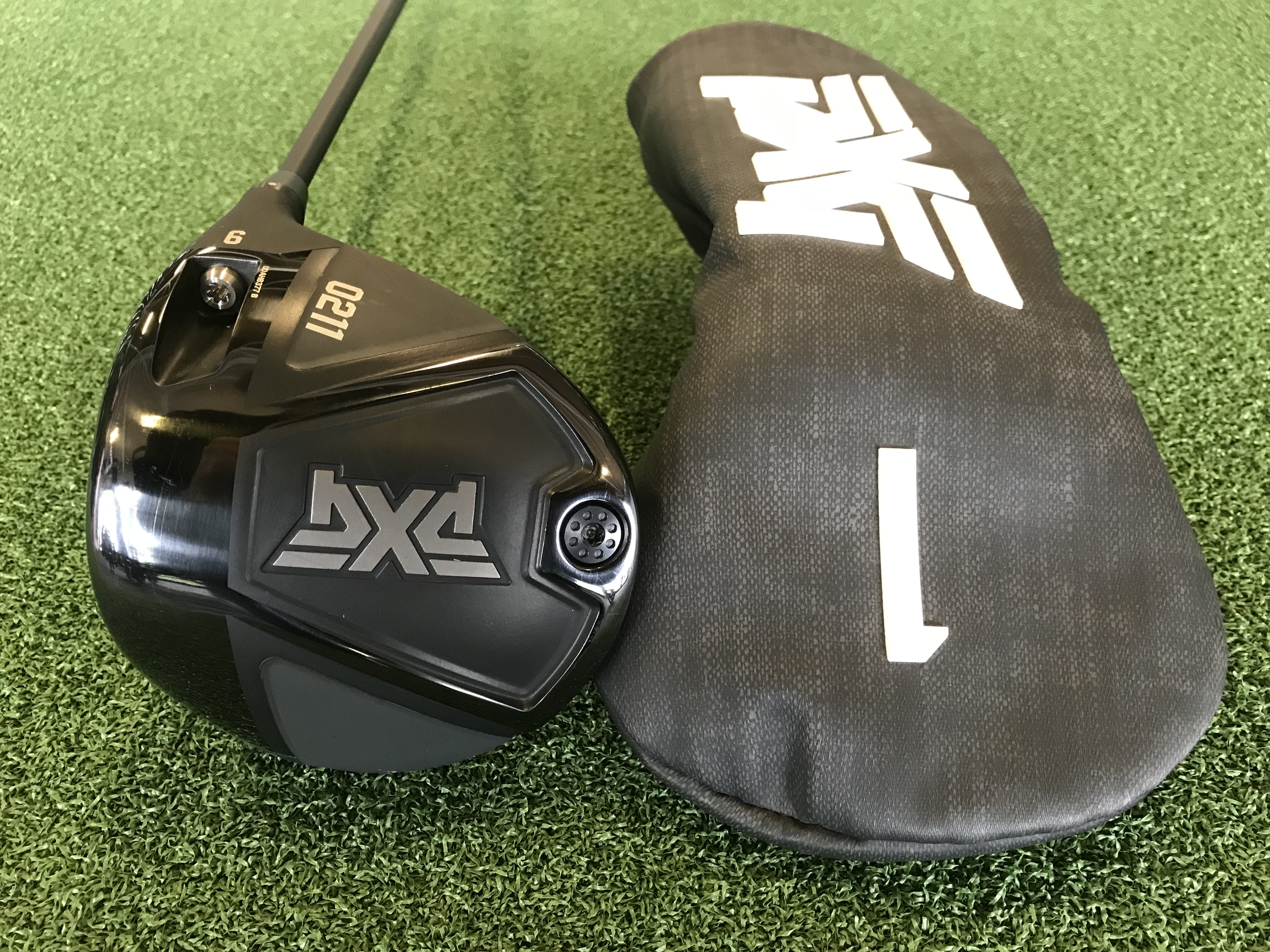 PXG 0211 9° Driver With Headcover *Excellent Condition*