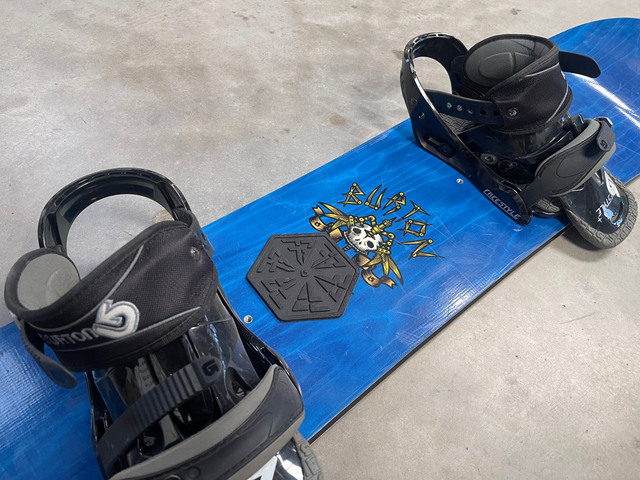 Burton 130cm Snowboard With Small Burton Bindings
