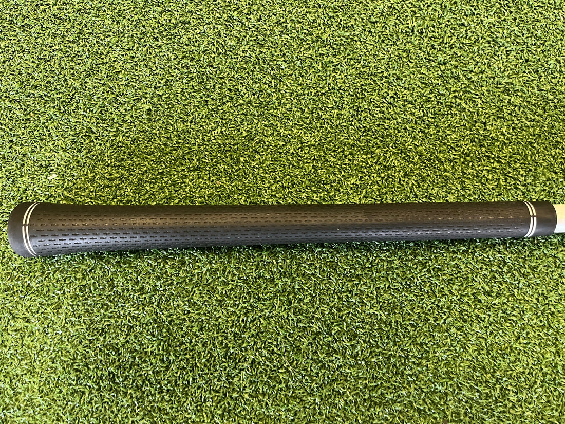 2010 Titleist 910F 13.5° 3 Wood With Headcover