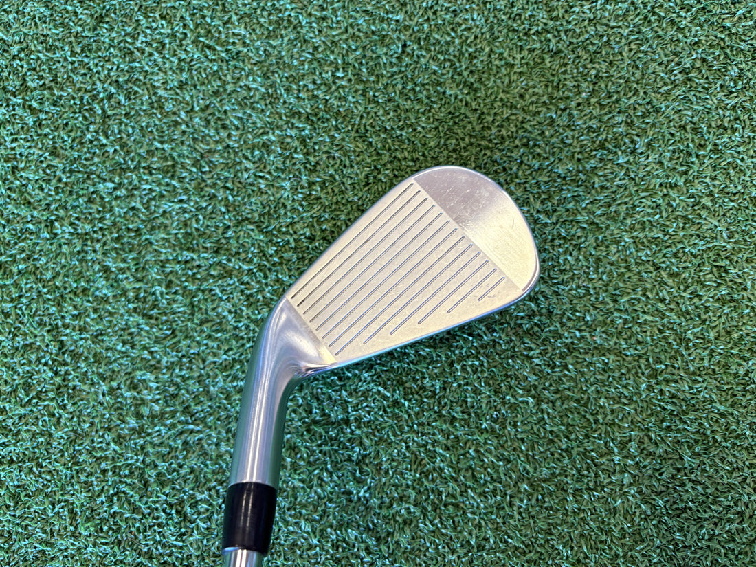 Titleist T200 7 Iron *Excellent Condition*