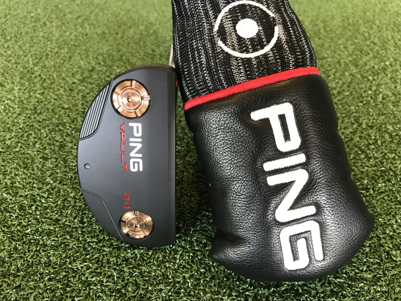 2018 Ping Vault 2.0 33" Left Handed Putter With Headcover *Like New*