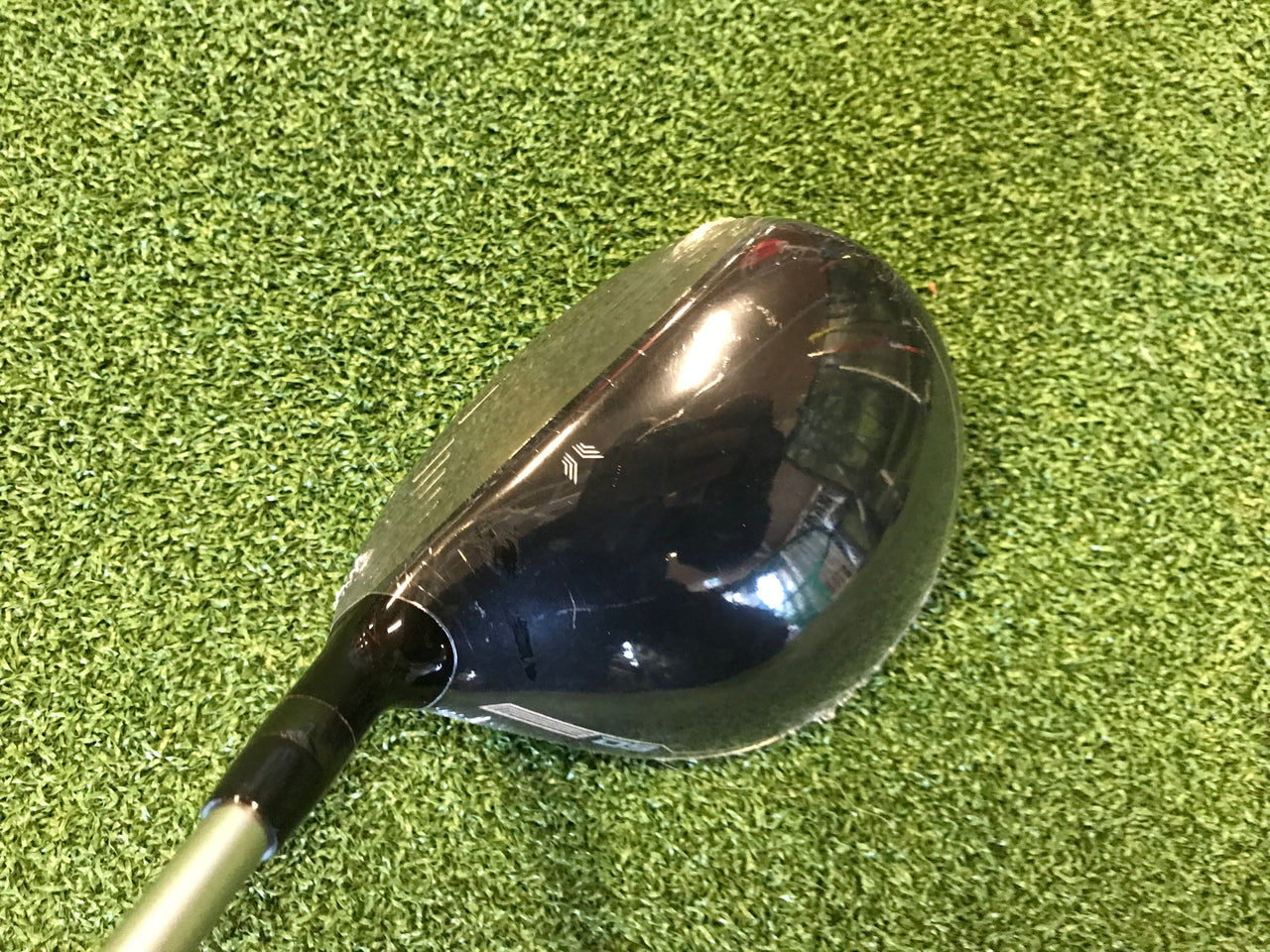 *New* Wilson D9 18° 5 Wood With Headcover