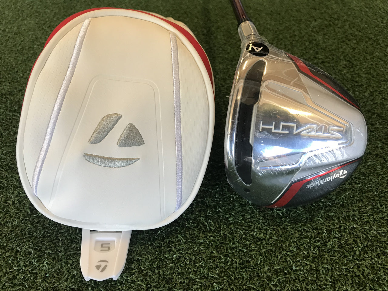 *New* 2022 TaylorMade Stealth 19° Ladies 5 Wood With Headcover