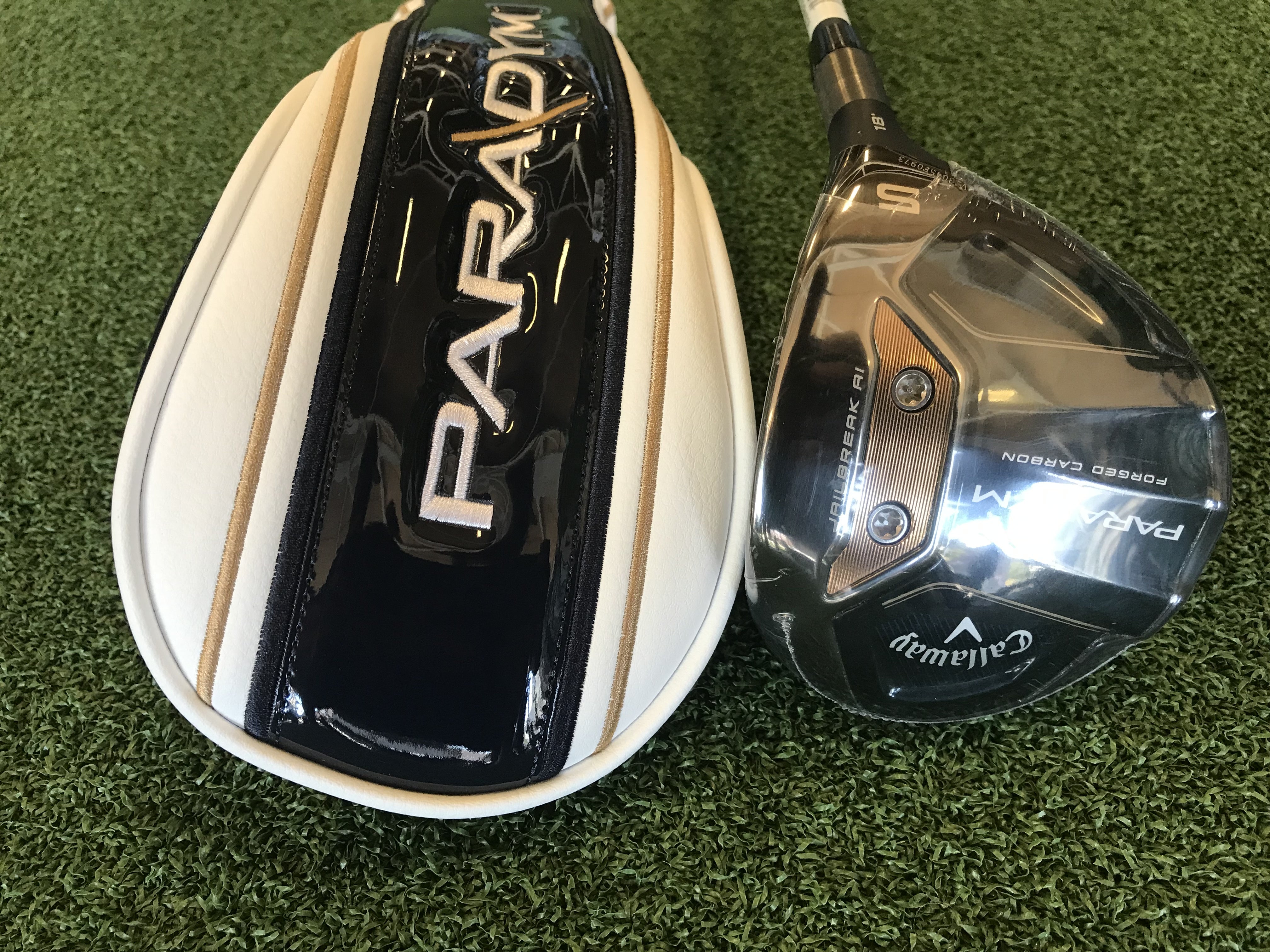 *New* 2023 Callaway Paradym 18° 5 Wood With Headcover