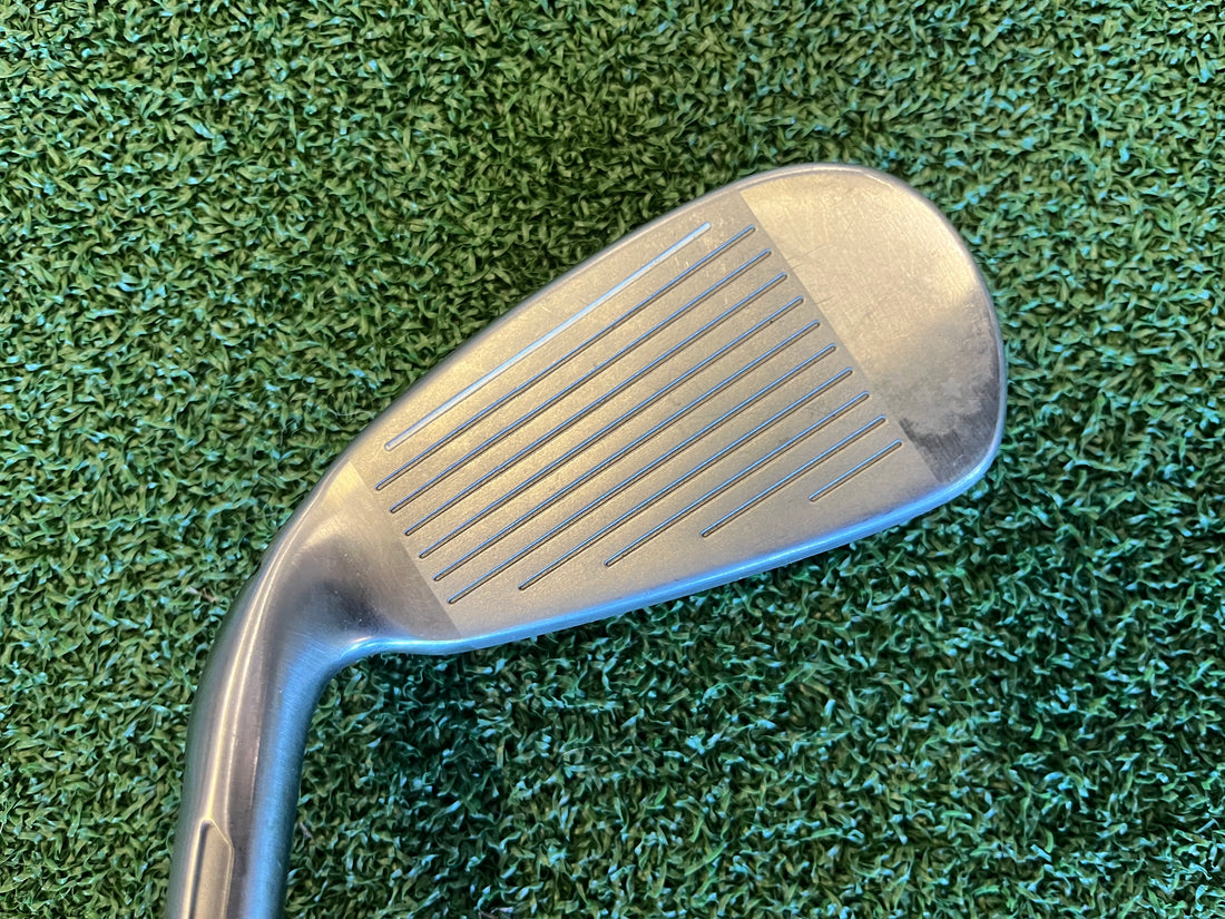 2022 TaylorMade Stealth HD 7-9,Pw, Sw Ladies Iron Set