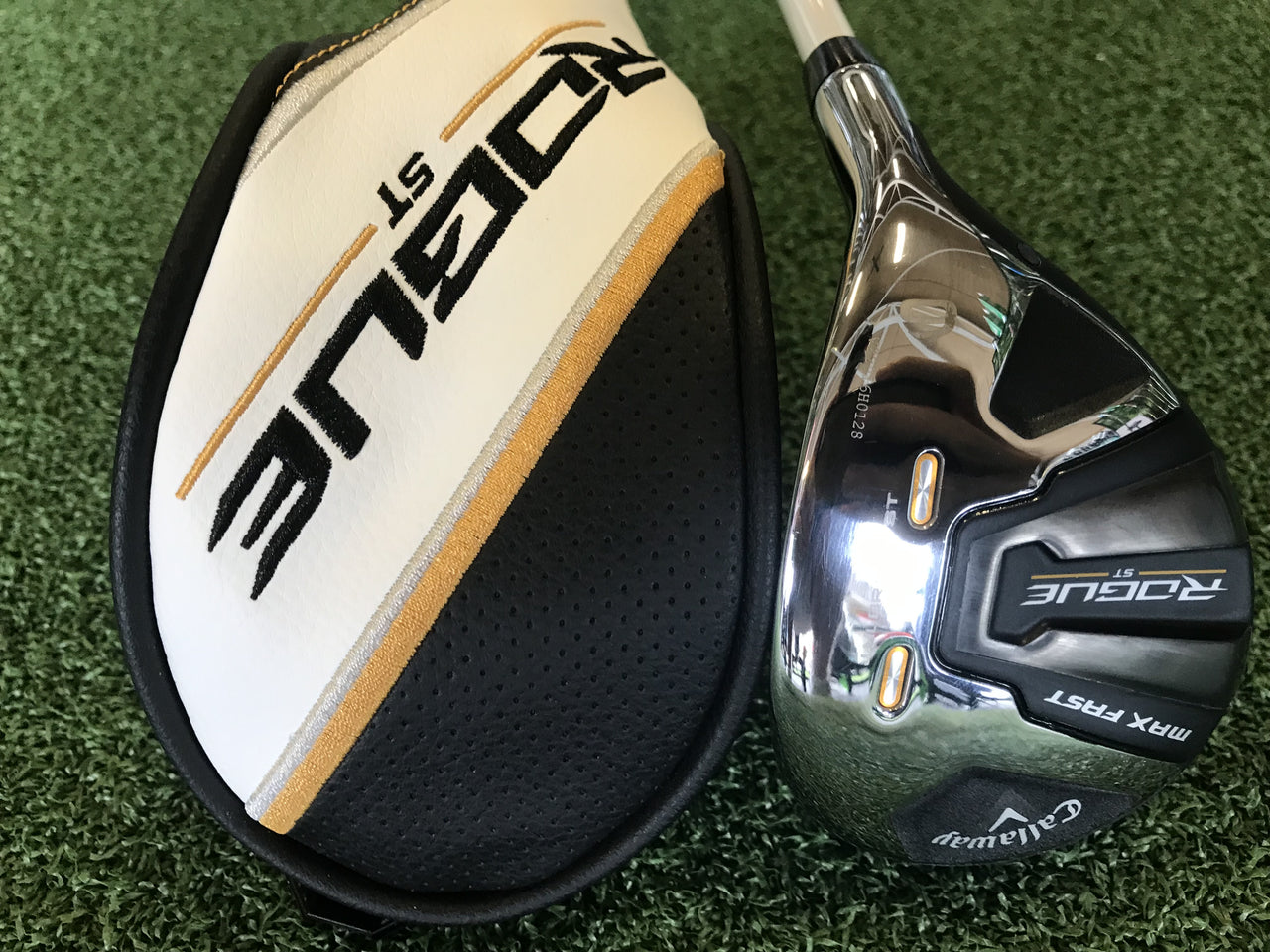 2022 Callaway Rogue ST Max Fast 26° Ladies 6 Hybrid With Headcover *Excellent Condition*
