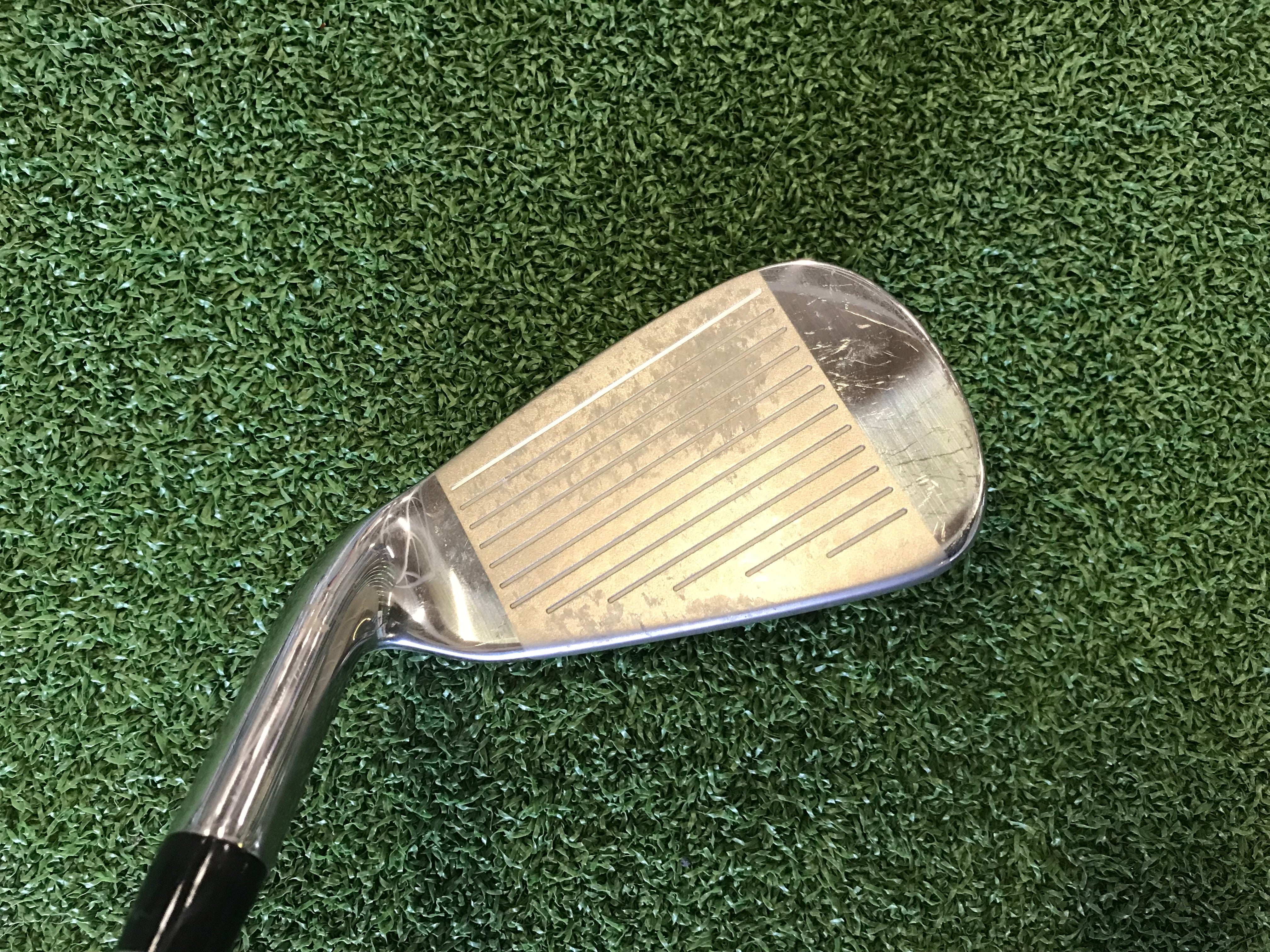 Nike Sasquatch Sumo 2 8-,9, Pw, Sw Ladies Iron Set