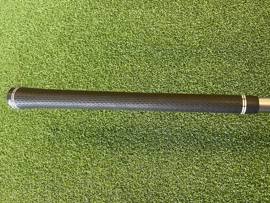 Titleist TS2 21°  Left Handed Ladies 4 Hybrid With Headcover