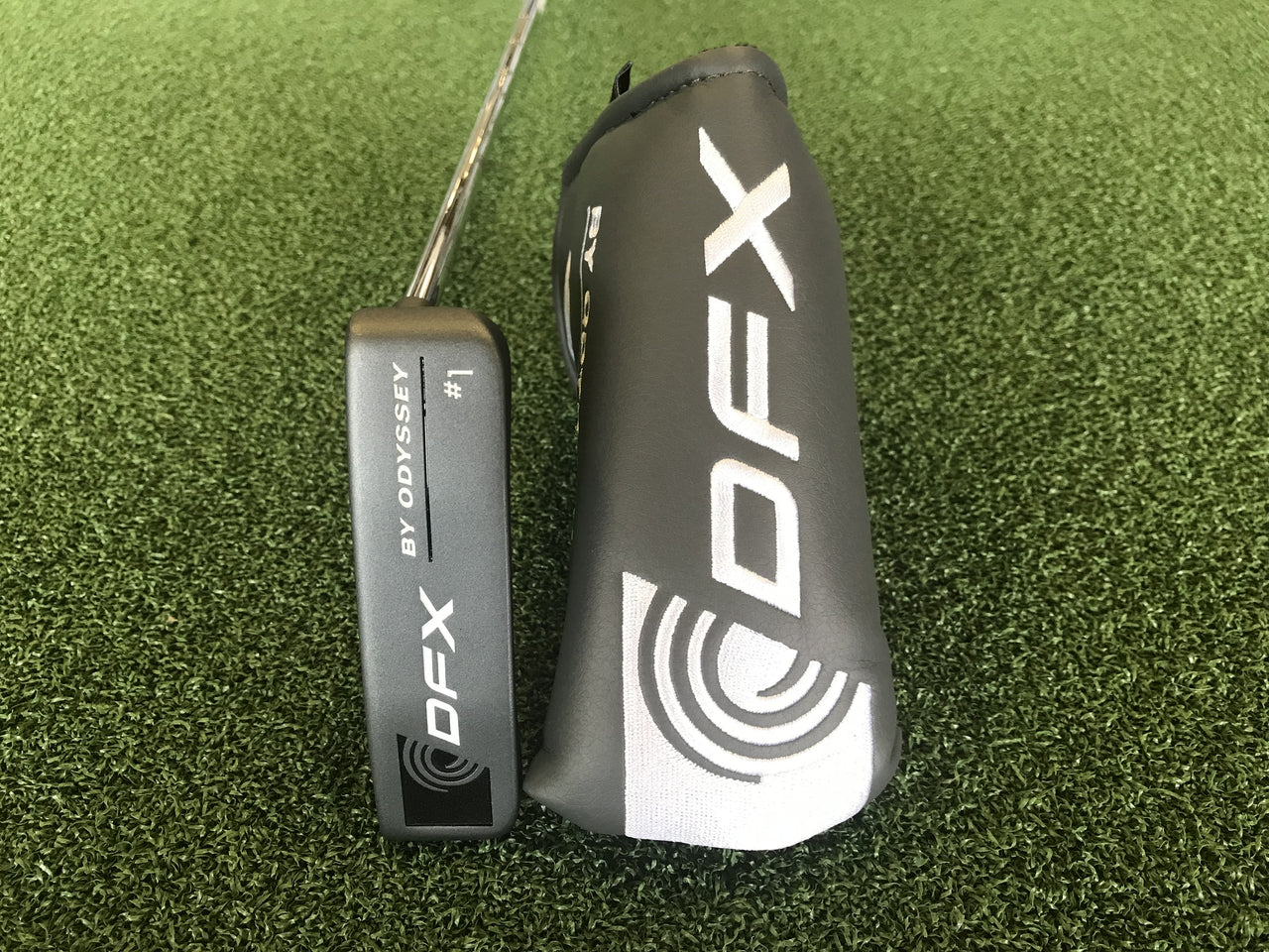 Odyssey DFX #1 34" Putter With Headcover *Excellent Condition*