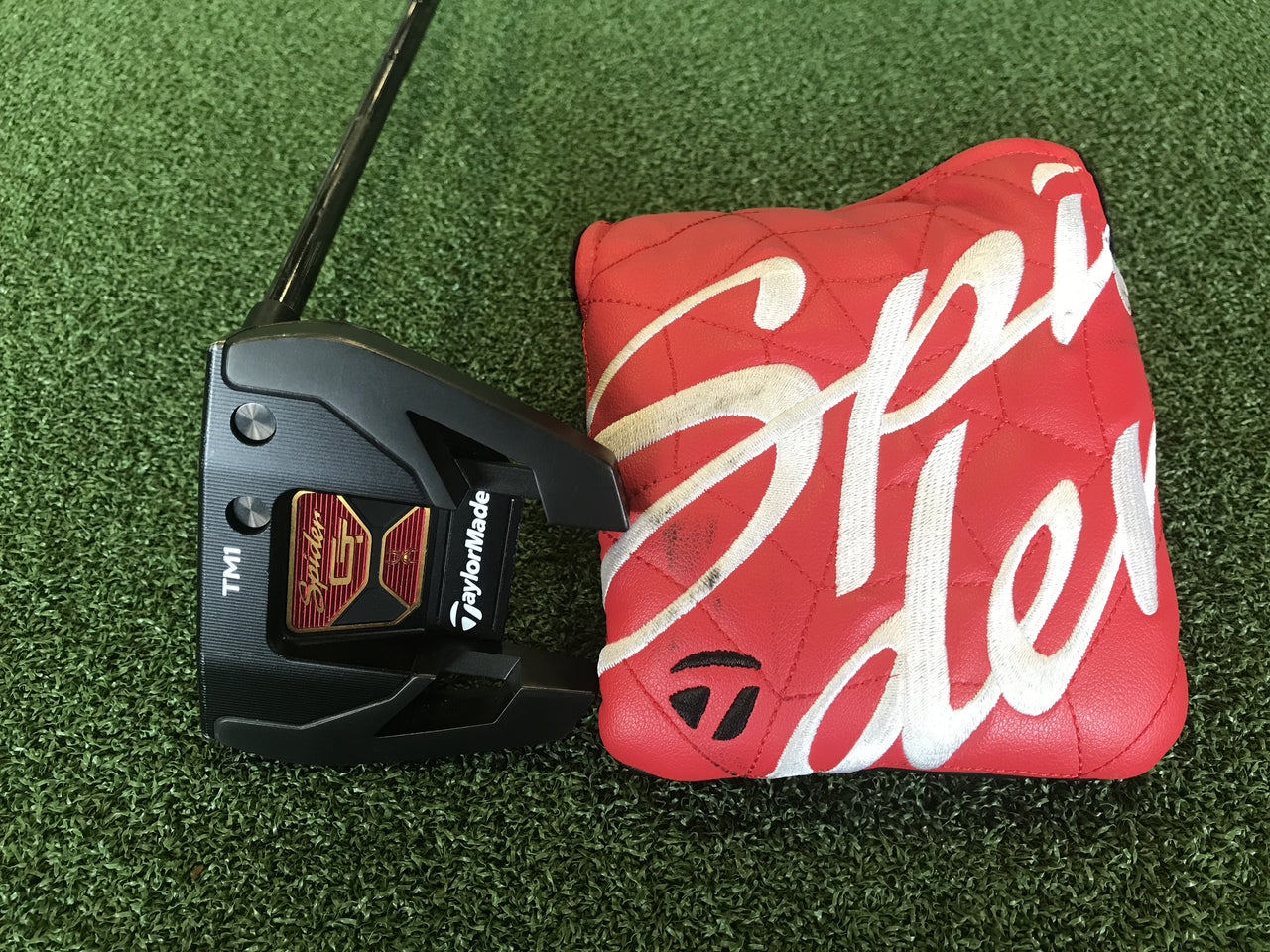 TaylorMade Spider GT TM1 33" Putter With Headcover