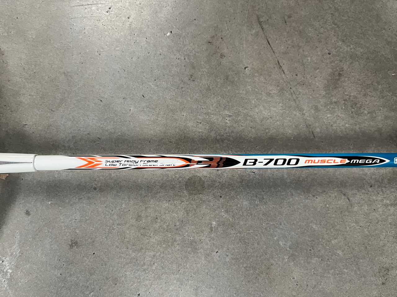 *New* Yonex B-700 Badminton Racket With Cover