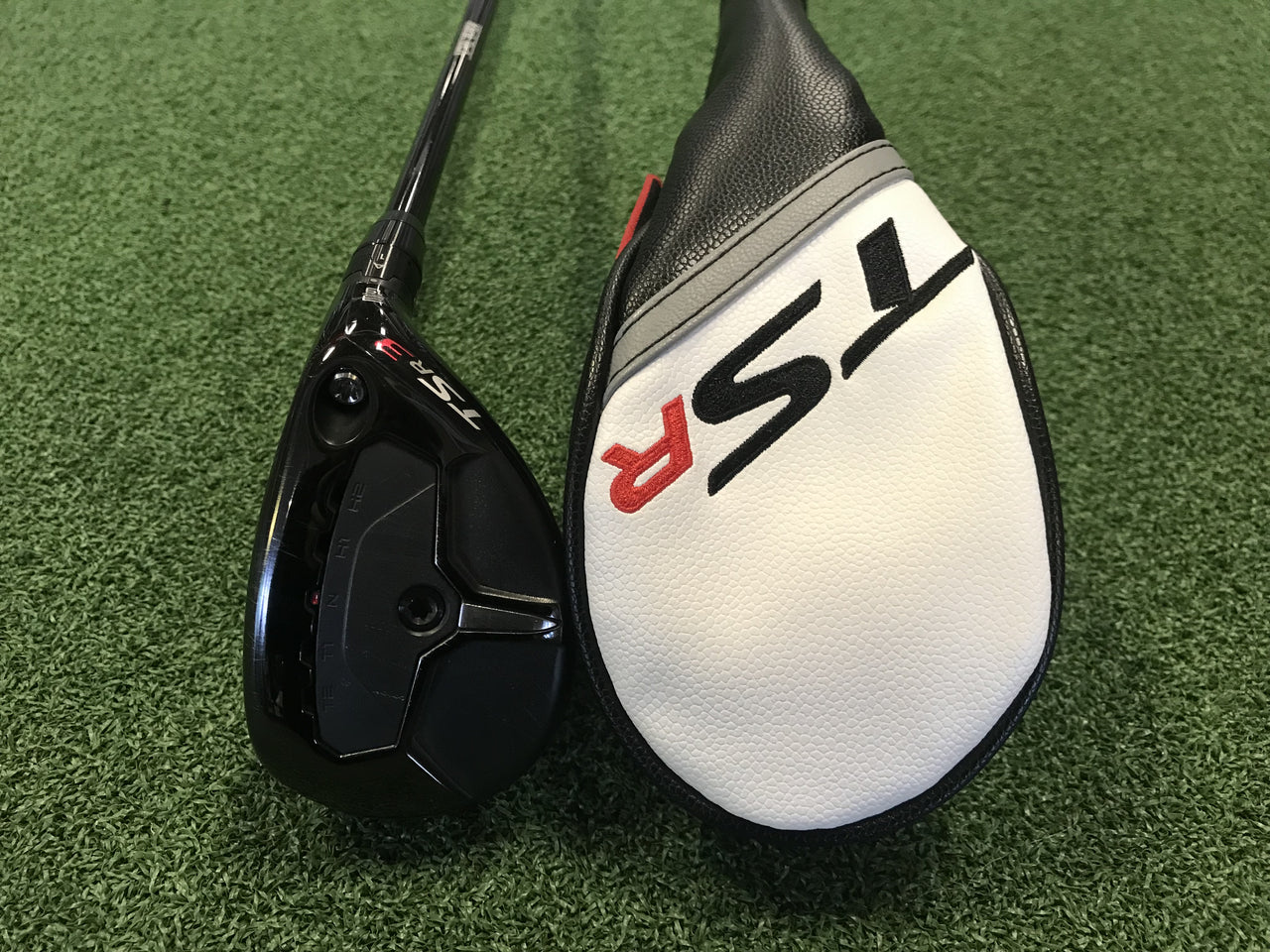2022 Titleist TSR3 19° 3 Hybrid With Headcover *Excellent Condition*