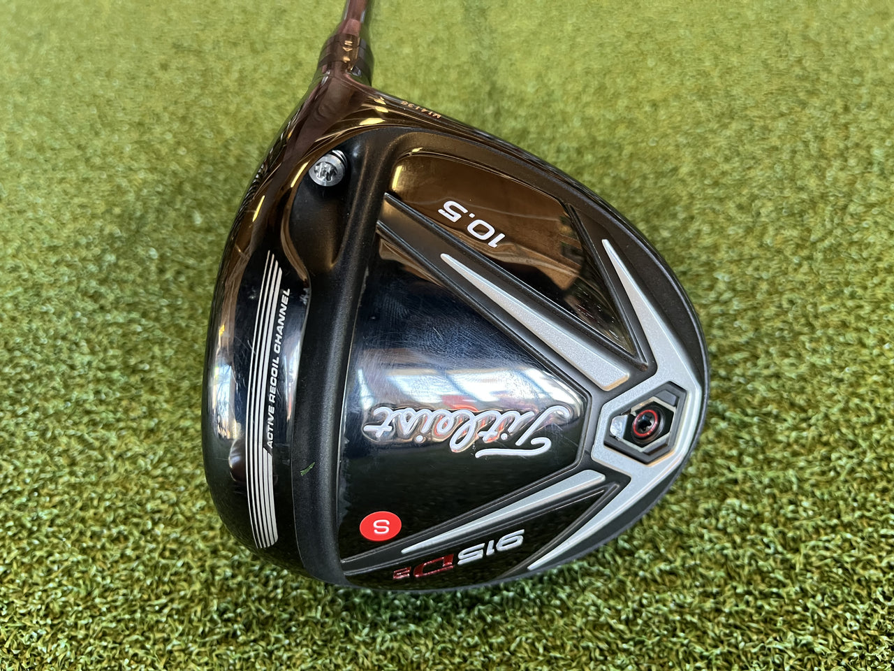 Titleist 915 D2 10.5° Driver *Like New*