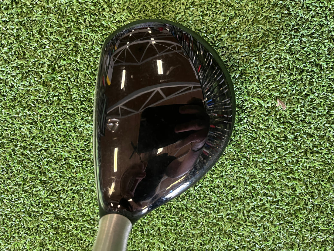 TaylorMade R7 ST 18° 5 Wood Dexterity- R/H Flex- Stiff Length- 41" Condition- 7 Shaft- Reax 64g Grip- TaylorMade