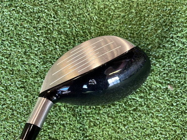 TaylorMade R7 ST 18° 5 Wood Dexterity- R/H Flex- Stiff Length- 41" Condition- 7 Shaft- Reax 64g Grip- TaylorMade