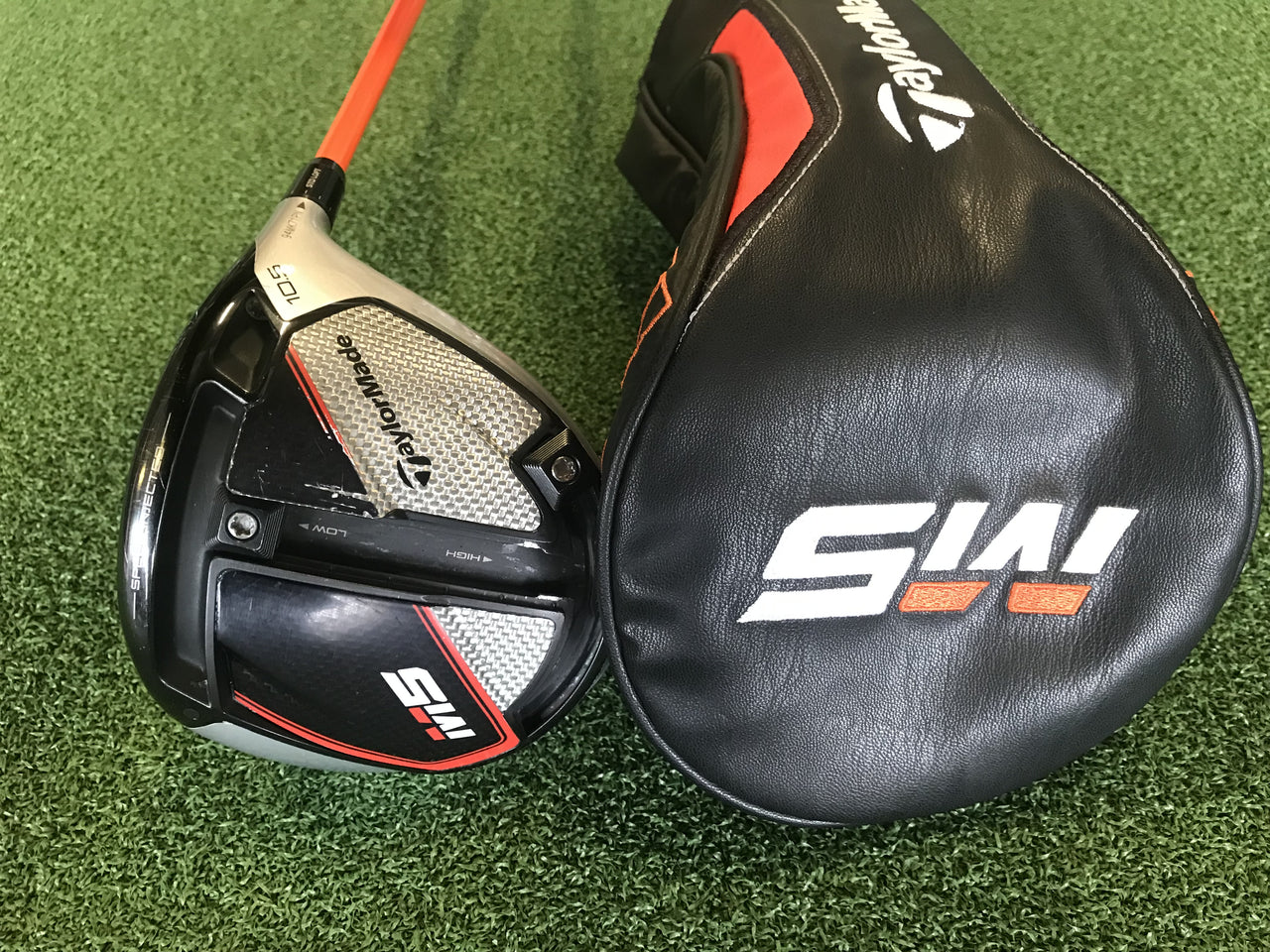 TaylorMade M5 10.5° Driver With Headcover