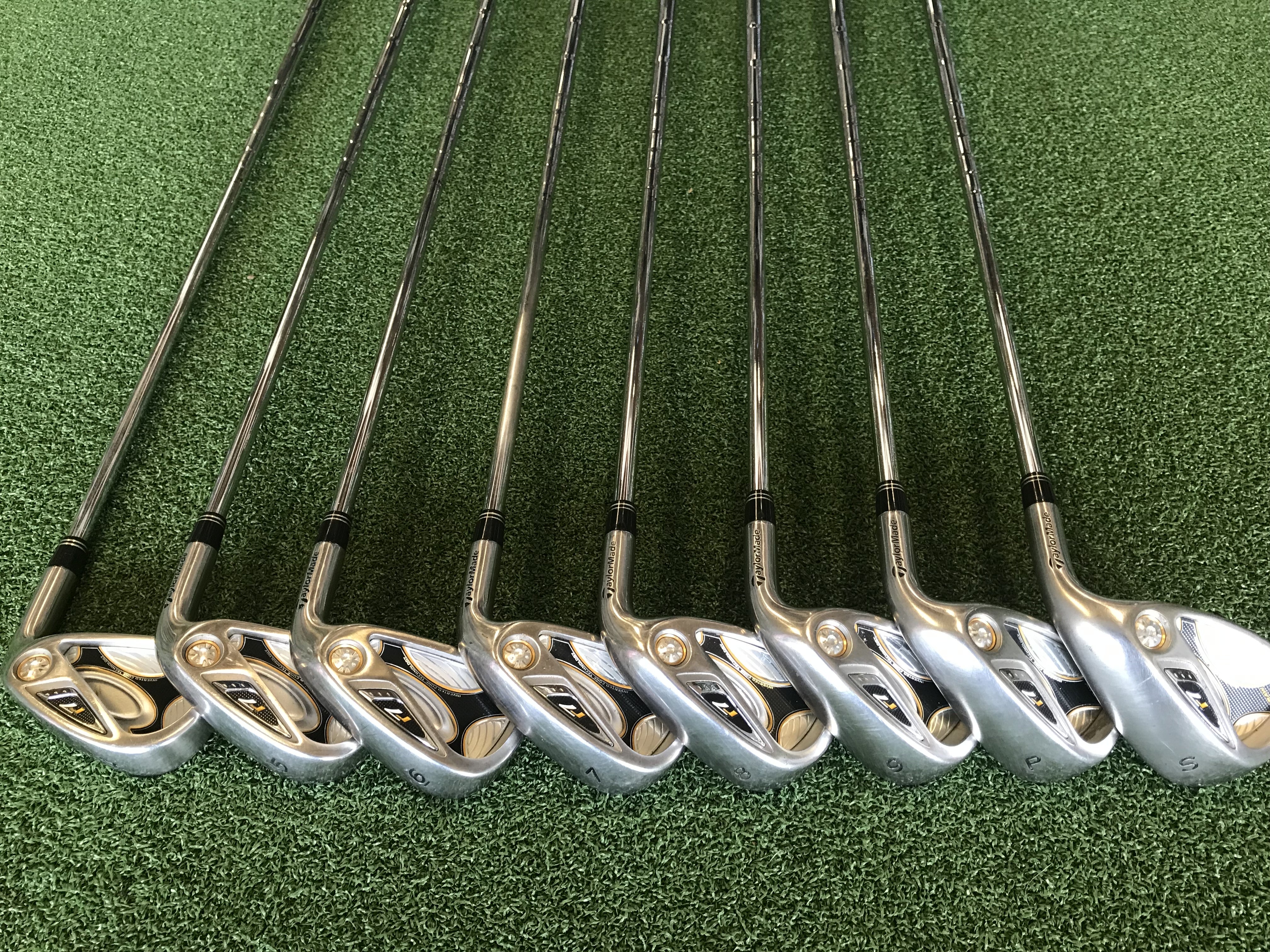 TaylorMade R7 4-9, Pw, Sw Iron Set