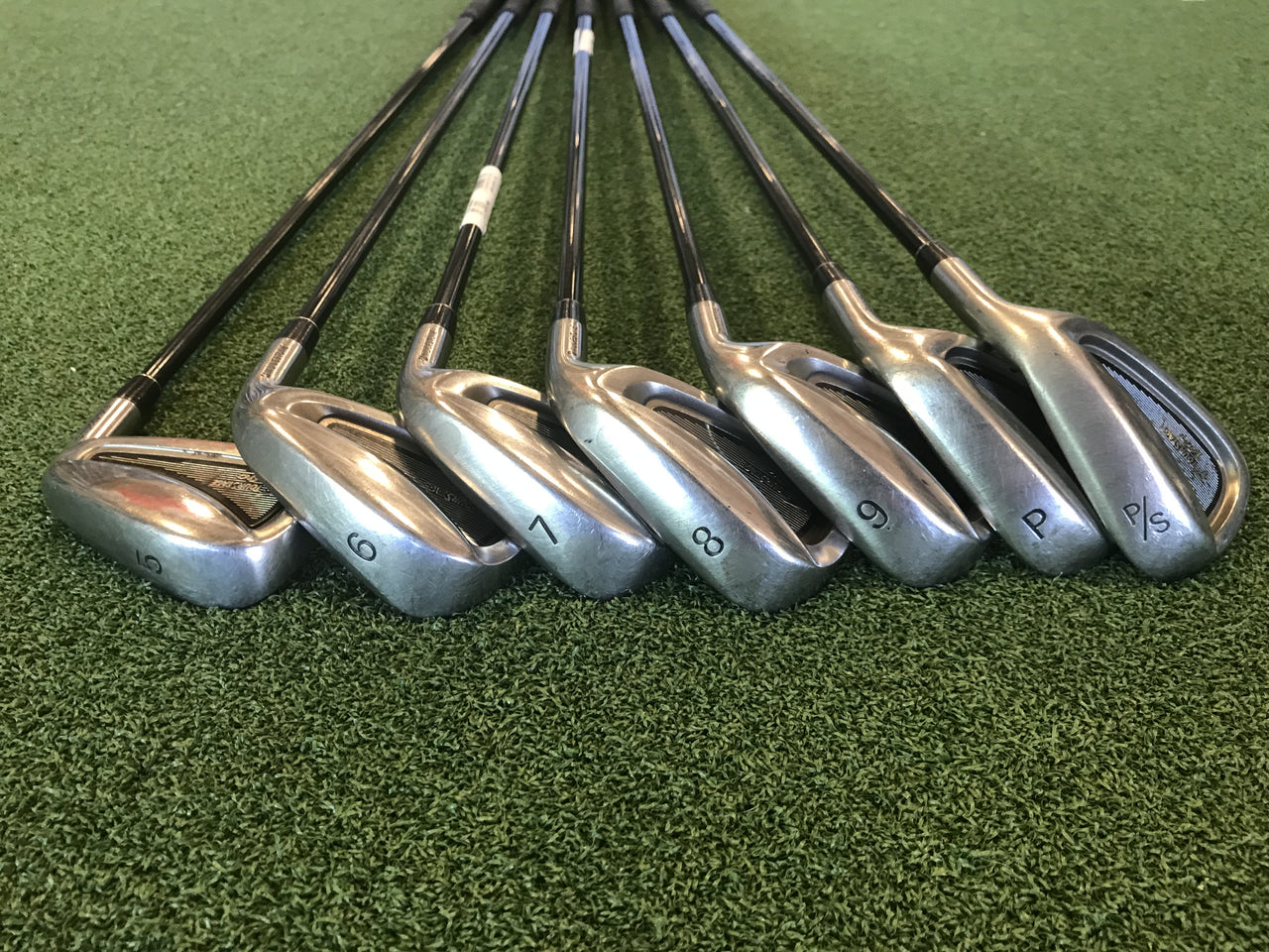 2004 Bridgestone Tourstage ViQ 5-9, Pw, Sw Iron Set