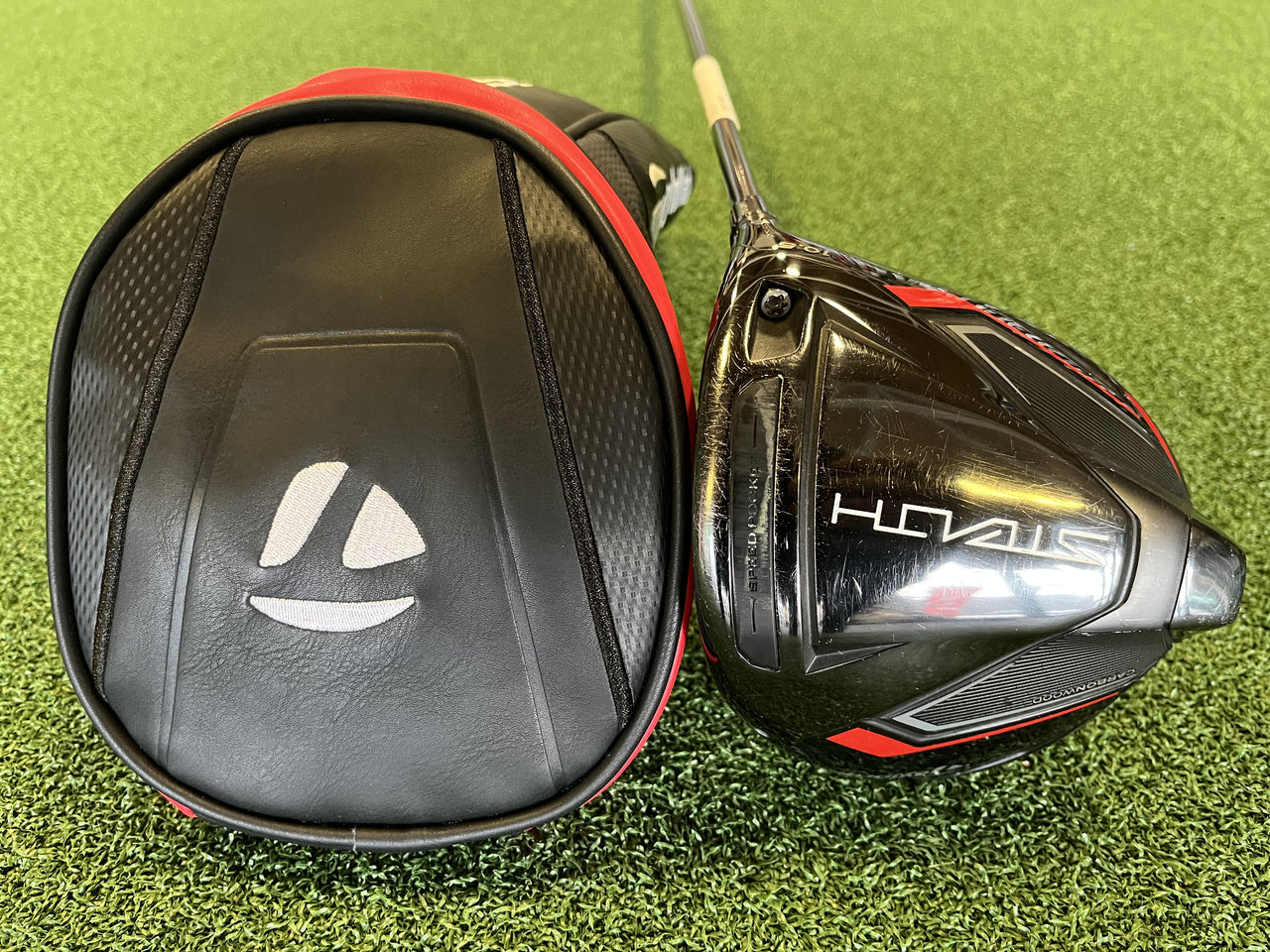 2022 TaylorMade Stealth 10.5° Driver With Headcover
