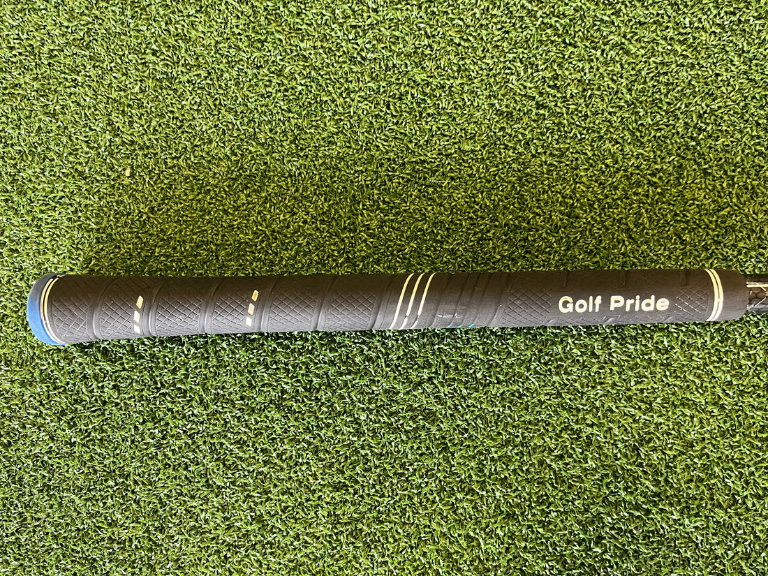 2022 TaylorMade Stealth 10.5° Driver With Headcover