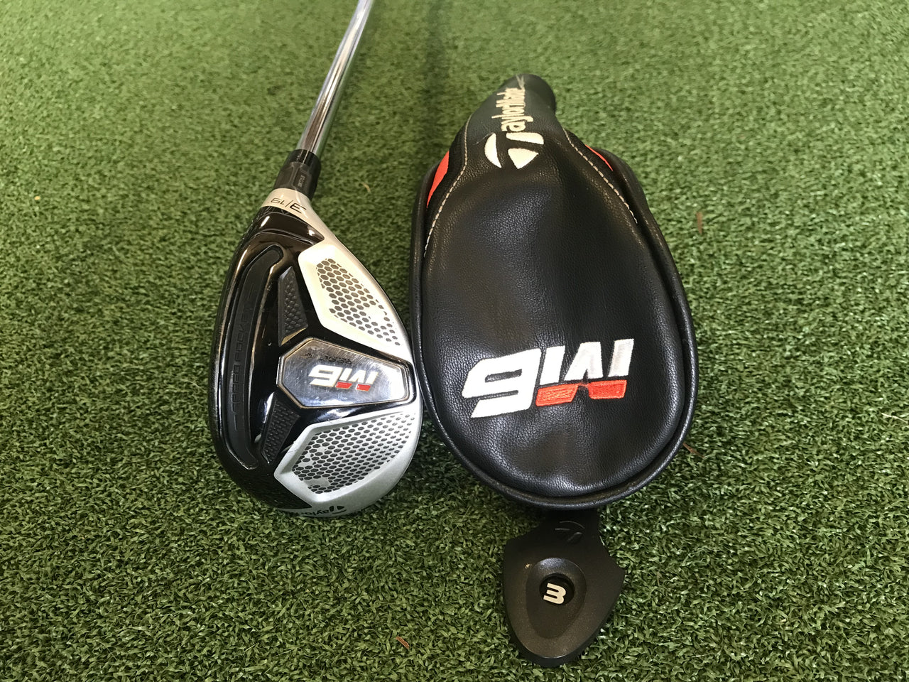 TaylorMade M6 19° 3 Hybrid With Headcover
