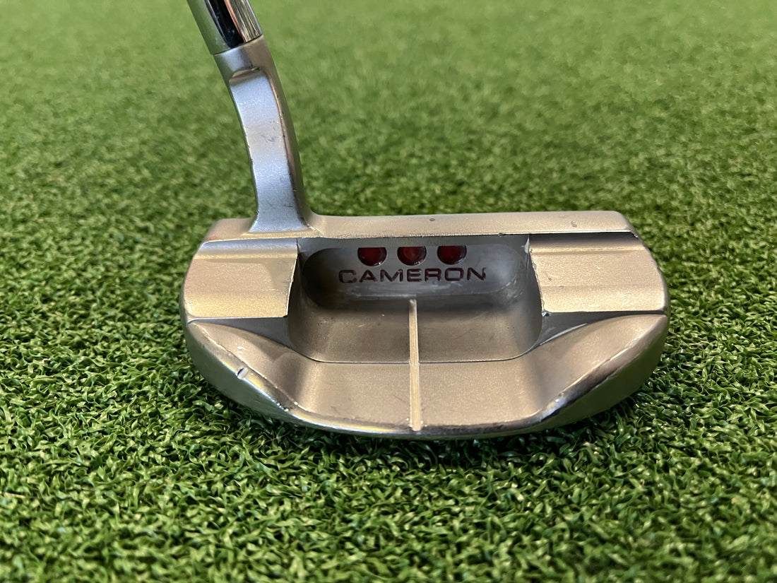 2011 Scotty Cameron Select Fastback 33" Putter