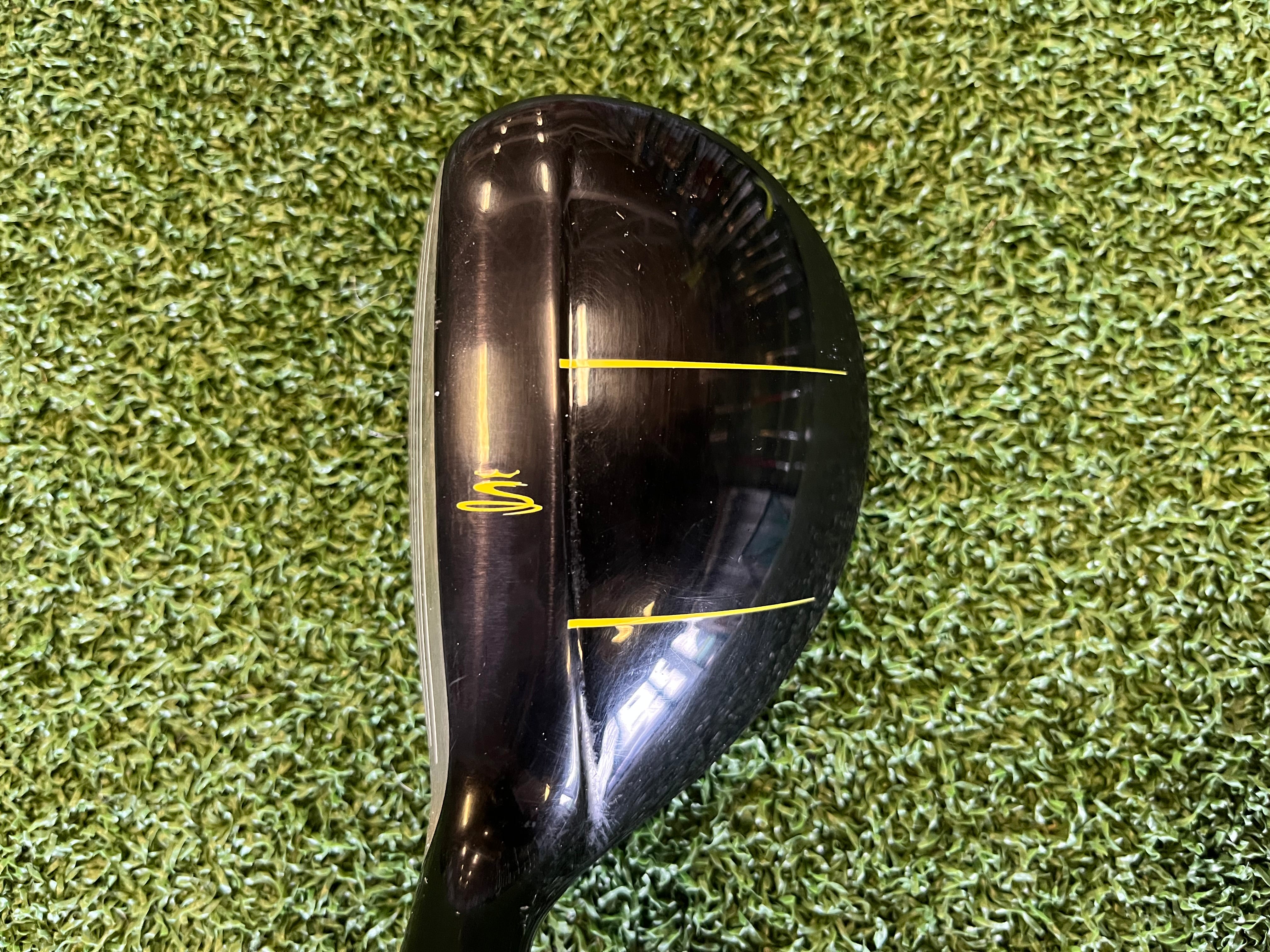 Cobra Baffler T-Rail 22° 4 Hybrid With Headcover