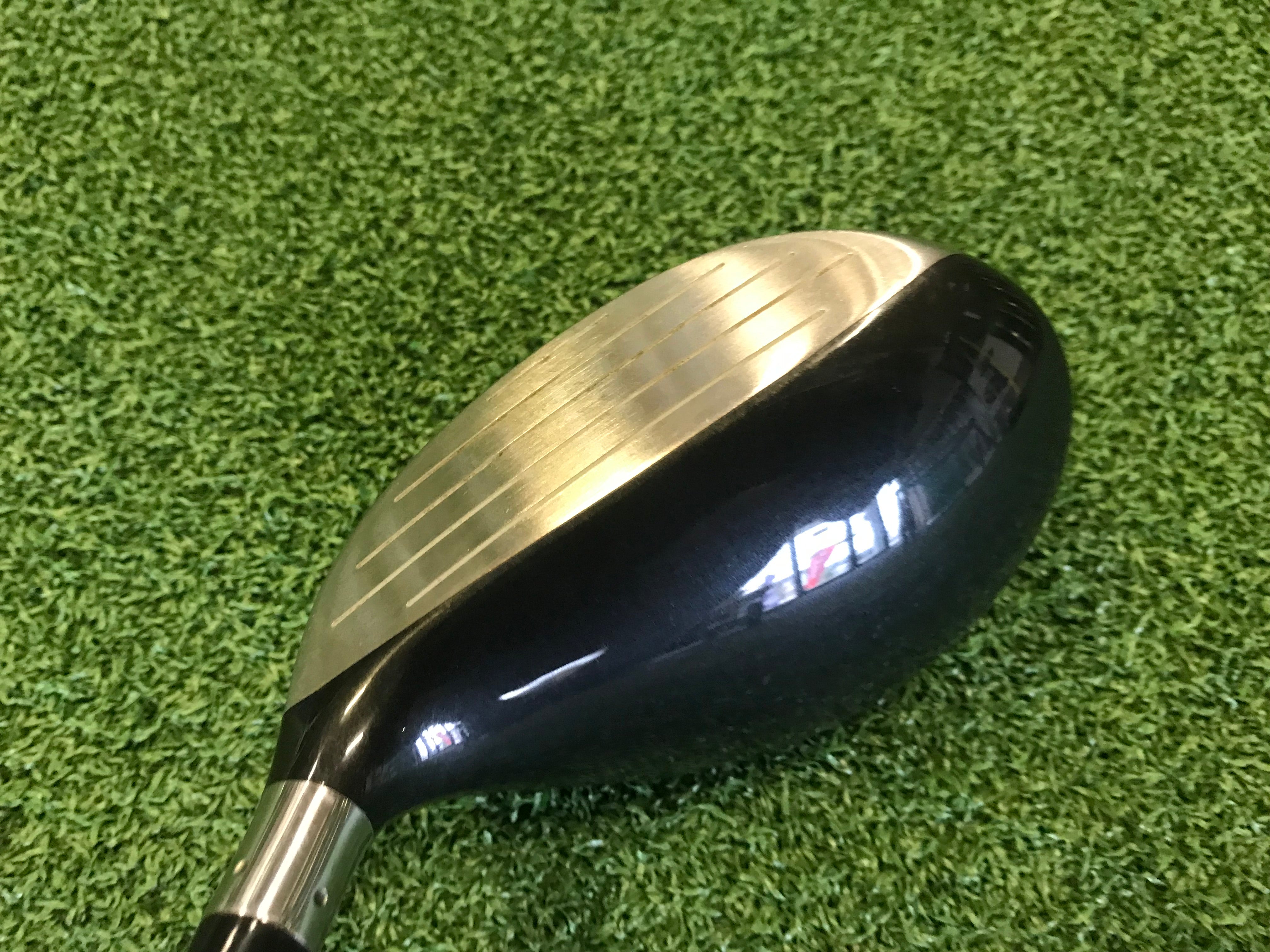 Nike T100 Ladies 4 Hybrid